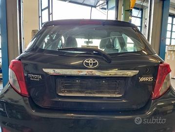 Portellone nudo TOYOTA YARIS del 2013