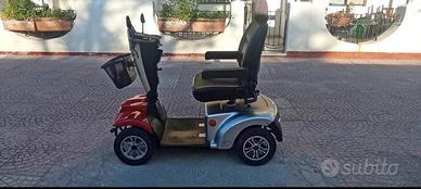 Scooter elettrico per anziani e disabili