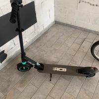 Monopattino elettrico RCB