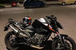 Moto KTM 790 DUKE