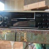 Due AUTORADIO vintage Majestic e Clarion