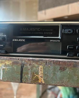 Due AUTORADIO vintage Majestic e Clarion