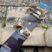 Snowboard con attacchi