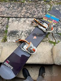 Snowboard con attacchi