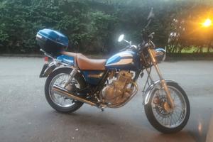Moto Suzuki
