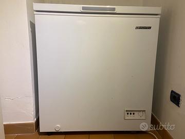 Congelatore a pozzetto come nuovo.