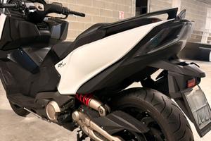 KYMCO AK575 Premium
