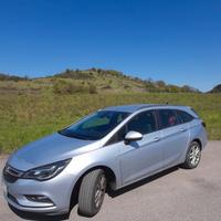 Opel Astra 1.6 110cv business