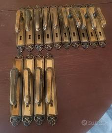 Lotto 14 maniglie porte interne Vintage in ottone 