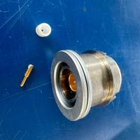 Connettore triax da pannello a vite