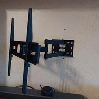 Staffa per tv fino a 55 pollici