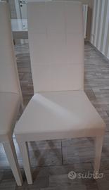 6 sedie in pelle praticamente nuovi 