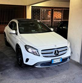 MERCEDES-BENZ GLA 220 4 MATIC AUTOMATIC PREMIUM