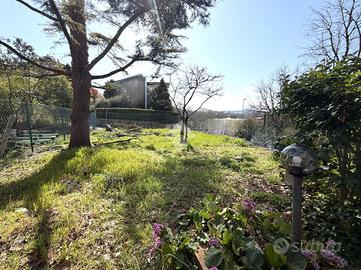 PORZIONE DI BIFAMILIARE A PESARO