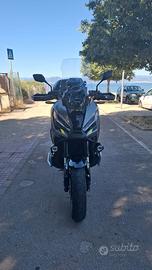 Honda x.adv.750