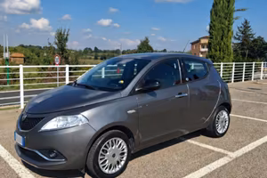Lancia Ypsilon 1.2 Ecochic GPL Gold 2017 – 194.000