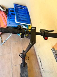 VIVO BIKEV30 con caricatore originale