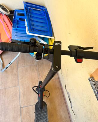 VIVO BIKEV30 con caricatore originale