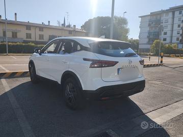 Nissan Qashqai j12  1.3  mild Hybrid 140 cavalli. 