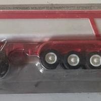 Modellino Italeri Fabbri camion rosso e bianco