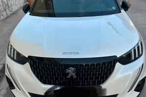 PEUGEOT 2008 GT LINE CAMBIO AUTOMATICO TETTO APRIB