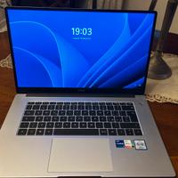 Laptop huawei D15 con custodia/borsa e caricatore