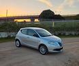lancia-ypsilon-1-3-mjt-16v-95-cv-5-porte-s-s-plati