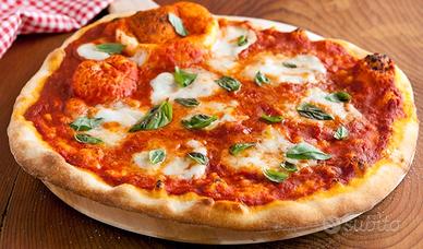 Pizzeria-Friggitoria con tavoli 201-83A