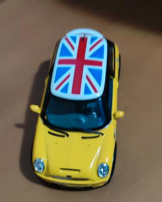 Modellino Mini Cooper bandiera Britannica sc. 1/28