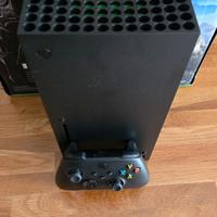 Xbox Series X 1 TB in condizioni pari al nuovo.