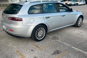 alfa romeo 159 1.9 jtdm  cv150 anno 2009
