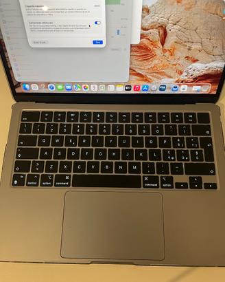 MacBook Air 13” M3 2024 / 256 Gb