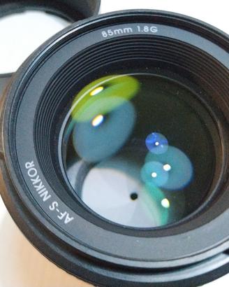 nikon 85mm 1.8 G
