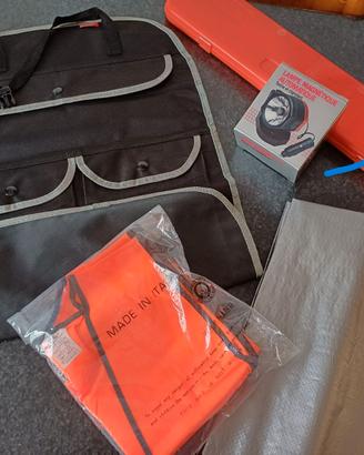 Accessori vari per auto nuovi a partire da