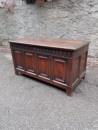 Cassone antico fine '600