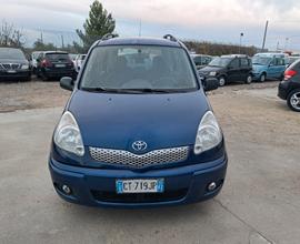 Toyota Yaris Verso 1.4 Tdi D-4D - 2005