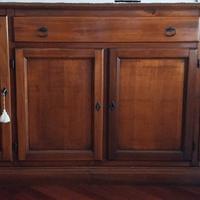 Credenza in arte povera