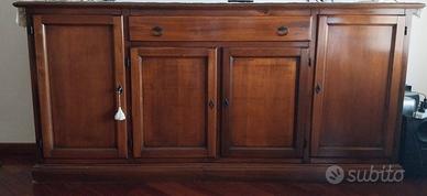 Credenza in arte povera