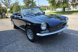FIAT124 SPIDER auto storica 1973