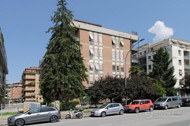 4 LOCALI A TERNI