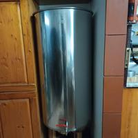 serbatoio per vino