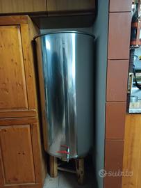 serbatoio per vino