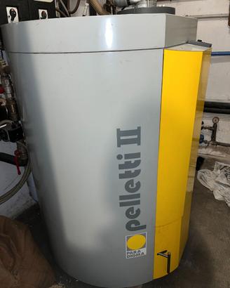 Caldaia a pellets 32 kW, marca Paradigma