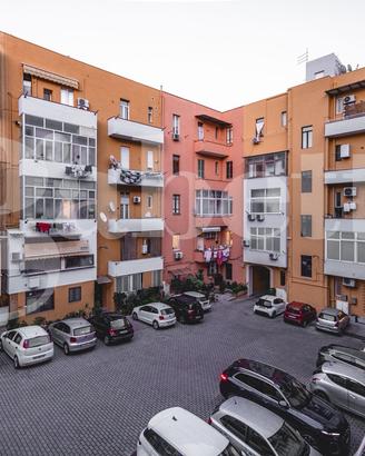 Via Alghero 102 Mq Ampio Trivano con Parcheggio