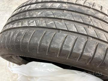 Pneumatici Bridgestone