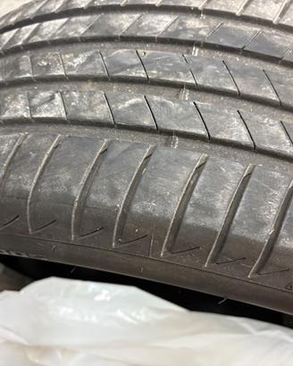 Pneumatici Bridgestone