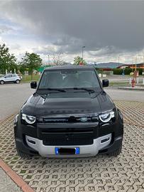 LAND ROVER Defender 110 - 7 posti