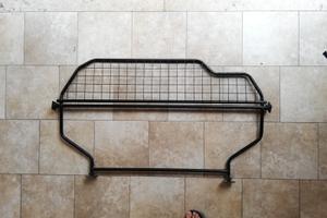 Griglia divisoria per auto