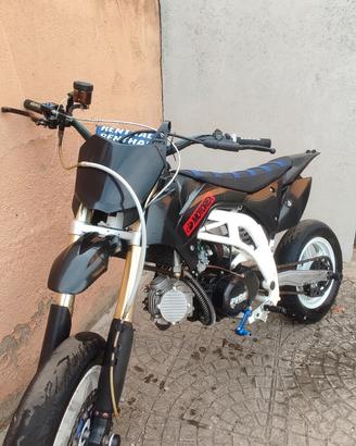 pit bike Ayrton Legend 160