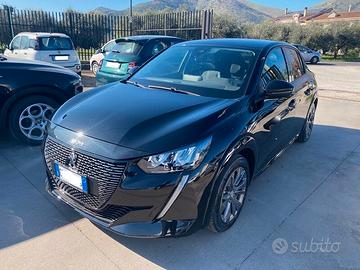 Peugeot 208 motore elettrico 136 CV 5 porte Allure